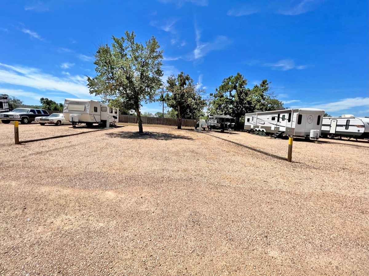 RV camping at Seven Lakes RV Resort